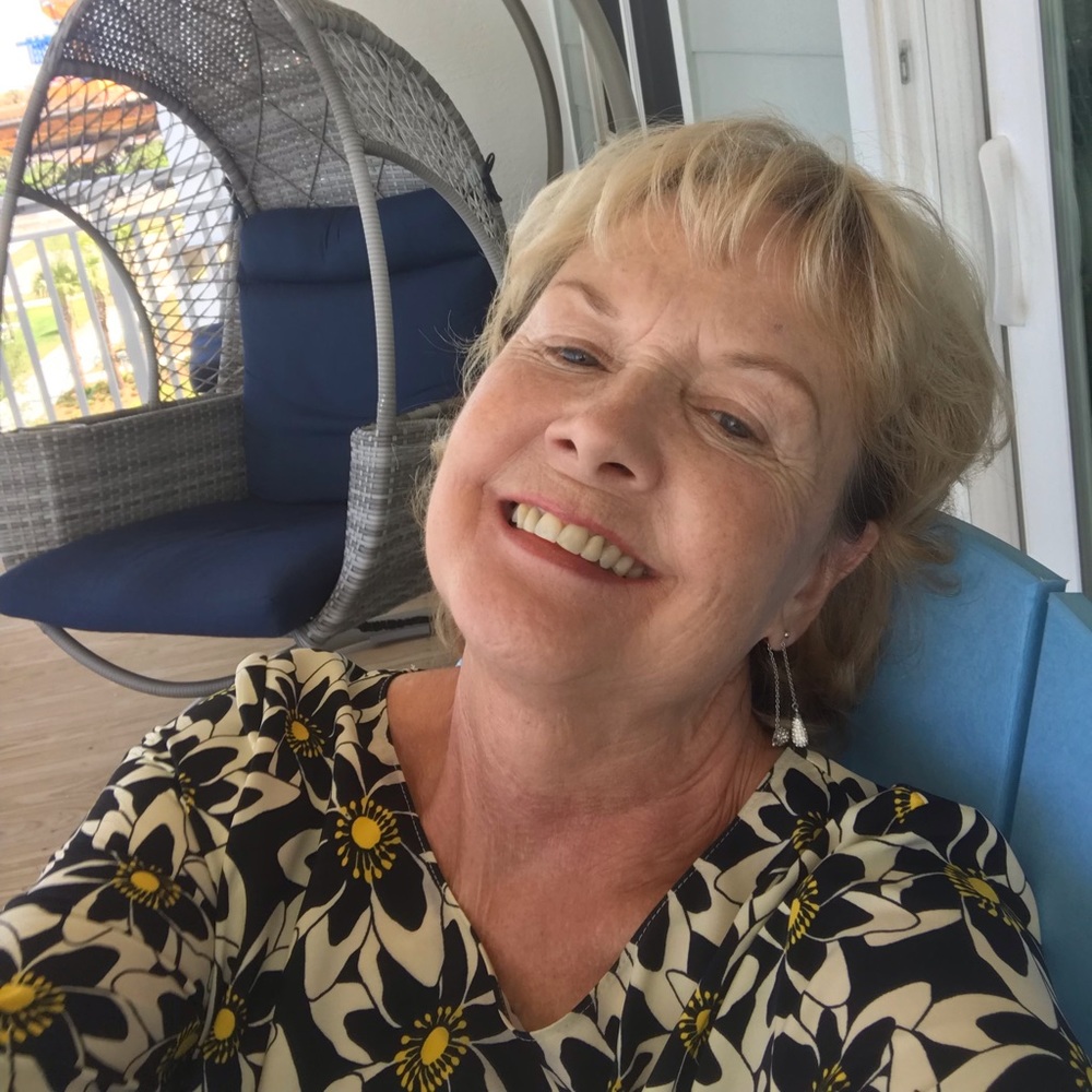 Meet your Posher, Deby